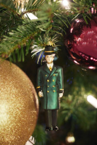 The Dorchester-Christmas-doorman bauble-highres4